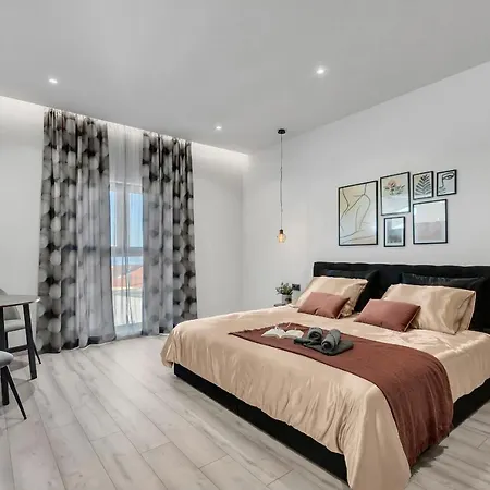 Pensjonat Luxury Black Pearl With Jacuzzi Makarska